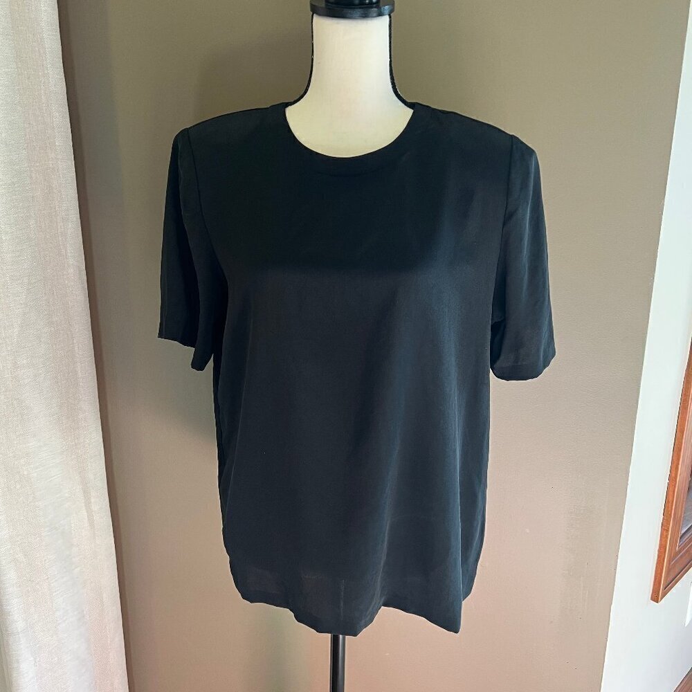 Vintage Black Silk Due Per Due, stretchy blouse with shoulder pads, Size 12